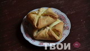 Слойки с творогом