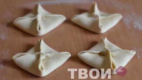 слойки с творогом