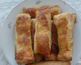 Слойки со сгущенкой