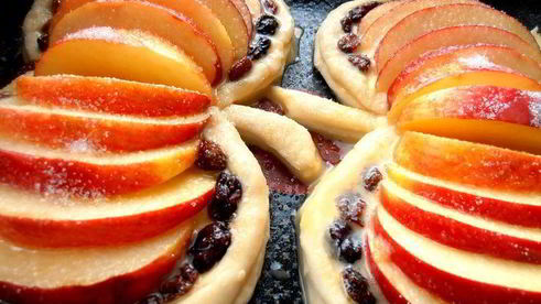 слойки яблочко