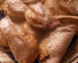 Сочники с протертой красной смородиной