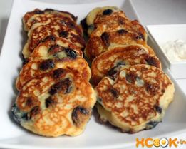 Сырники из творога с изюмом