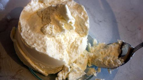 сырники из творога с изюмом