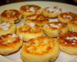 Сырники с изюмом без яиц