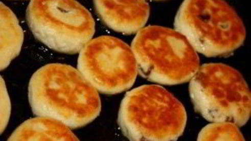 сырники с изюмом без яиц