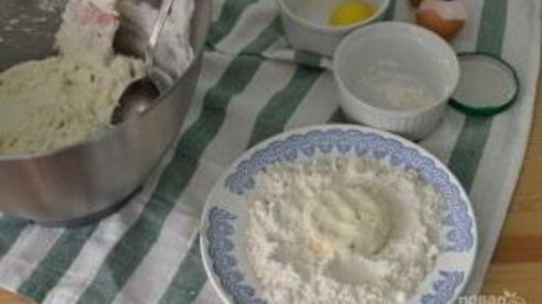 сырники с изюмом и лимоном