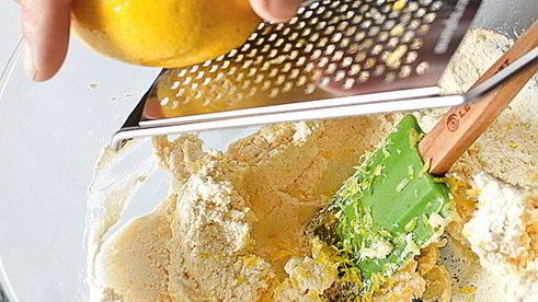 сырники с кукурузной мукой и вареньем