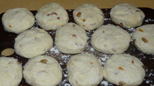 сырники с курагой и изюмом