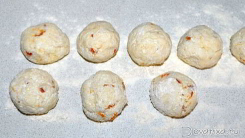 сырники с курагой и орехами