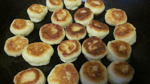 сырники с маковым соусом