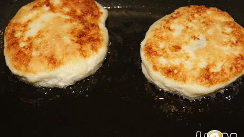 сырники с вареной сгущенкой