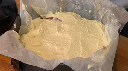 творожник с персиками