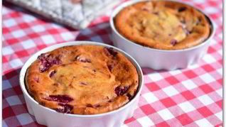 Творожник с ягодами