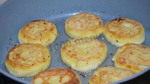 творожники классические на сковороде