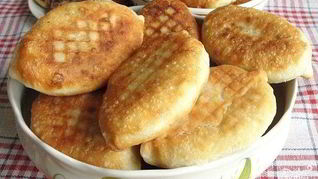 Быстрое тесто на пирожки жареные