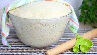 Пышное тесто для пирожков на опаре в духовке универсальное