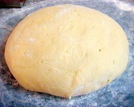 Заварное тесто на дрожжах для пирожков, пирогов и булочек