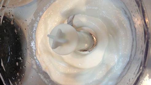 йогуртовый малиновый торт