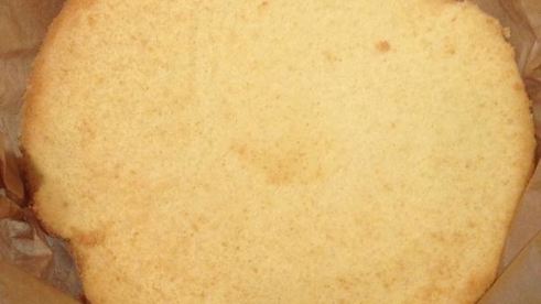 йогуртовый малиновый торт