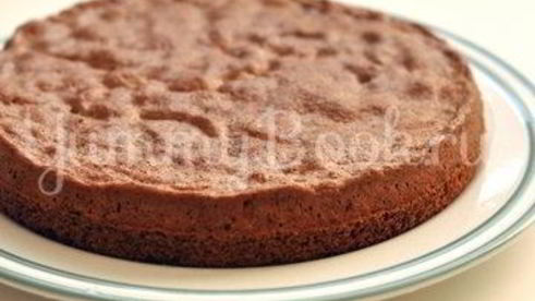 пышный шоколадный бисквит