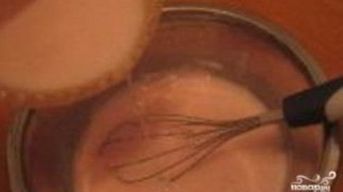 шоколадный торт с фруктами