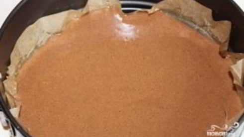 шоколадный торт с фруктами