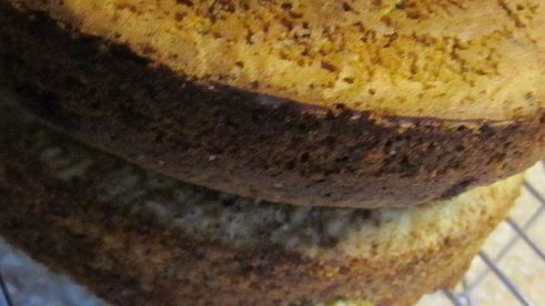 торт клубнично-маковый