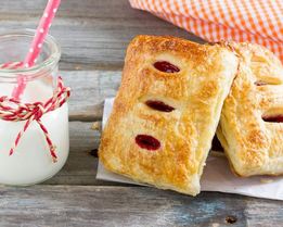 Вишневые слойки