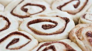 Выпечка с корицей