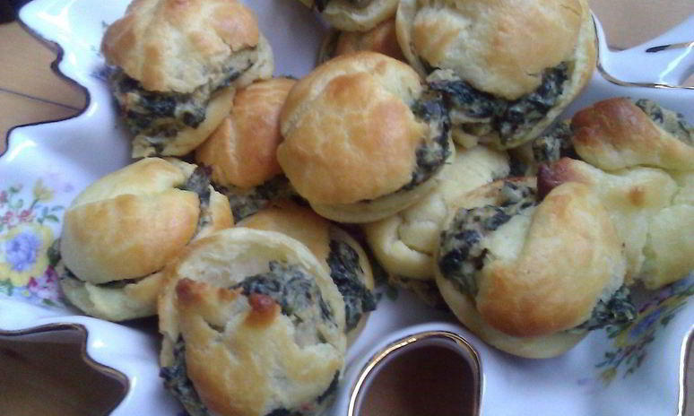 Рецепт профитролей с сыром и шпинатом