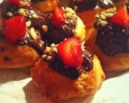 Профитроли с заварный кремом