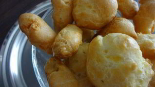 Сырные профитроли