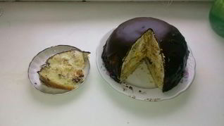 Торт-елочка из профитролей с кремом тирамиссу