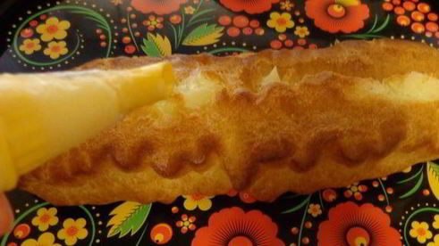 эклер праздничный