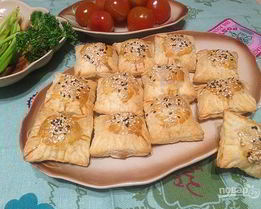 Закусочные слойки с паштетом