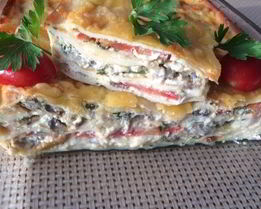 Блинная запеканка с грибами