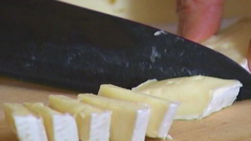 деревенская запеканка с копченой курицей и сыром