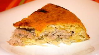 Картофельная запеканка с фаршем в мультиварке