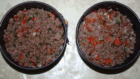 мясная запеканка под сырной шубкой