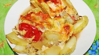 Овощная запеканка из кабачков с картофелем и помидорами