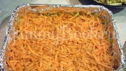 похрустывающая запеканка из капусты с грецким орехом