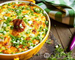 Рисовая запеканка со спаржевой фасолью и лососем