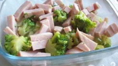 запеканка из брокколи с ветчиной