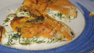 Запеканка из рикотты со сладким картофелем и шалфеем