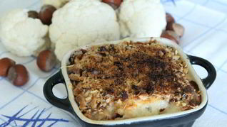 Запеканка из цветной капусты под фундучной корочкой