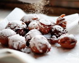 Жареные яблоки в тесте