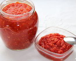 Аджика из перца и чеснока