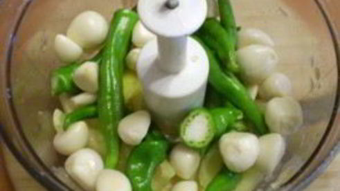 аджика из помидоров и перца на зиму