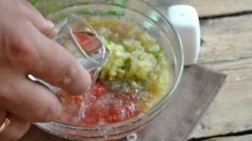 аджика с хреном сырая