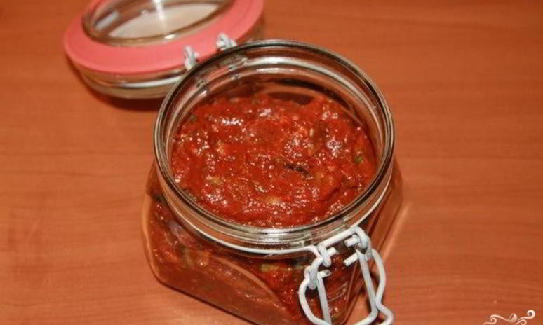 Рецепт аджики с хреном